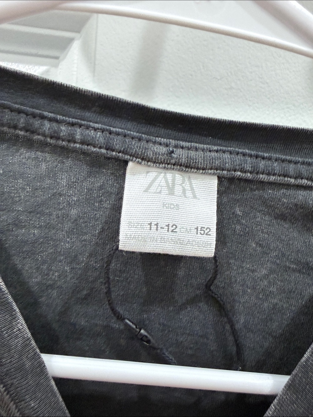 Jeans Subcategory Classification - Picture 2 of 2